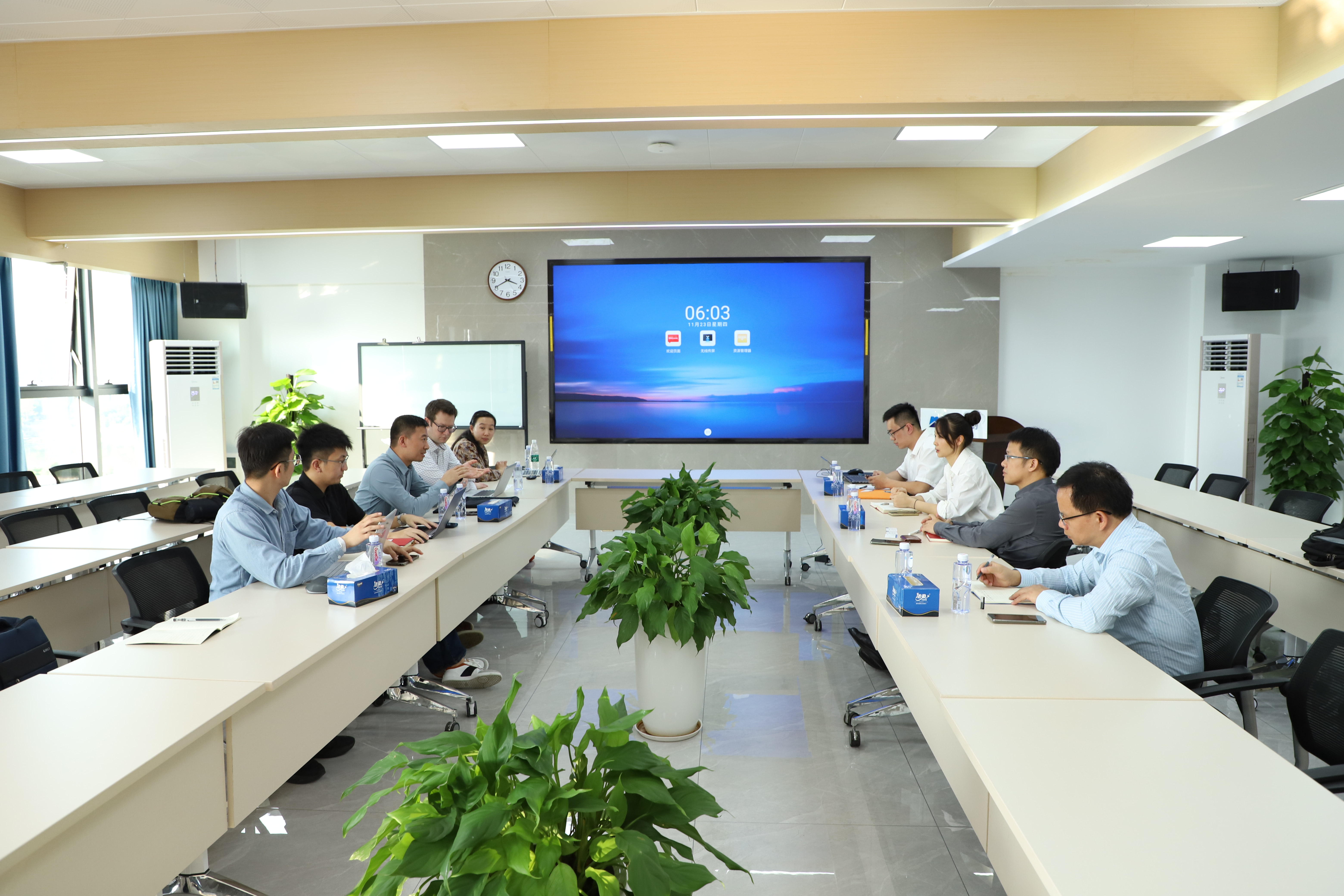 AVL、鸿基创能到访华亿首页(中国)网页版开展合作交流